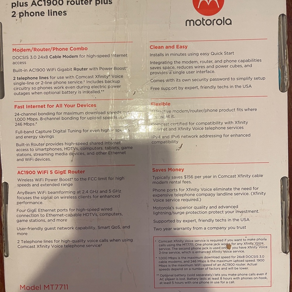 Motorola AC1900 WiFi Router with Modem - Picture 3 of 7